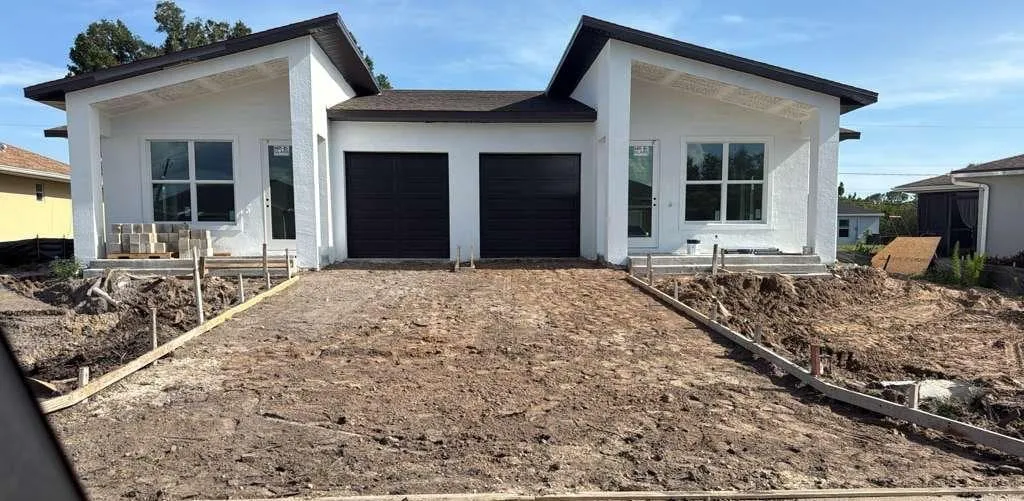 Vista de 10475 Pendleton Ave